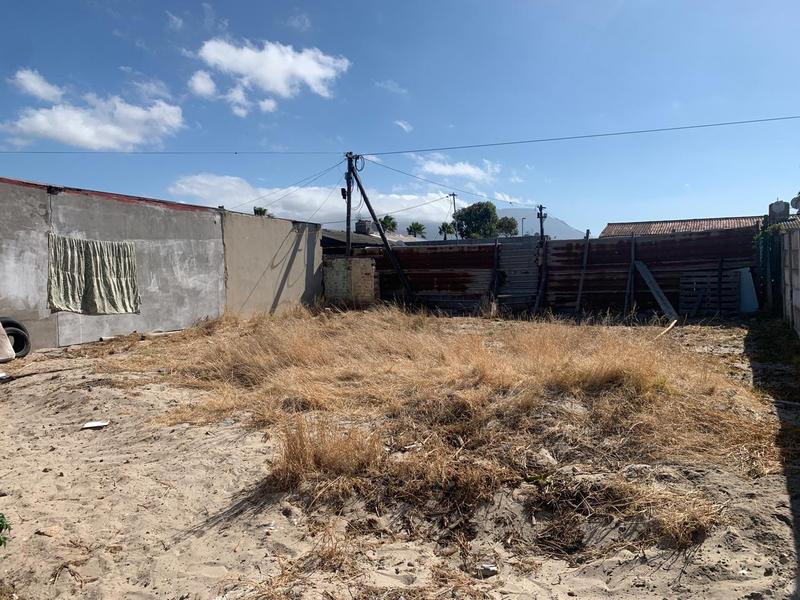 2 Bedroom Property for Sale in Factreton Western Cape